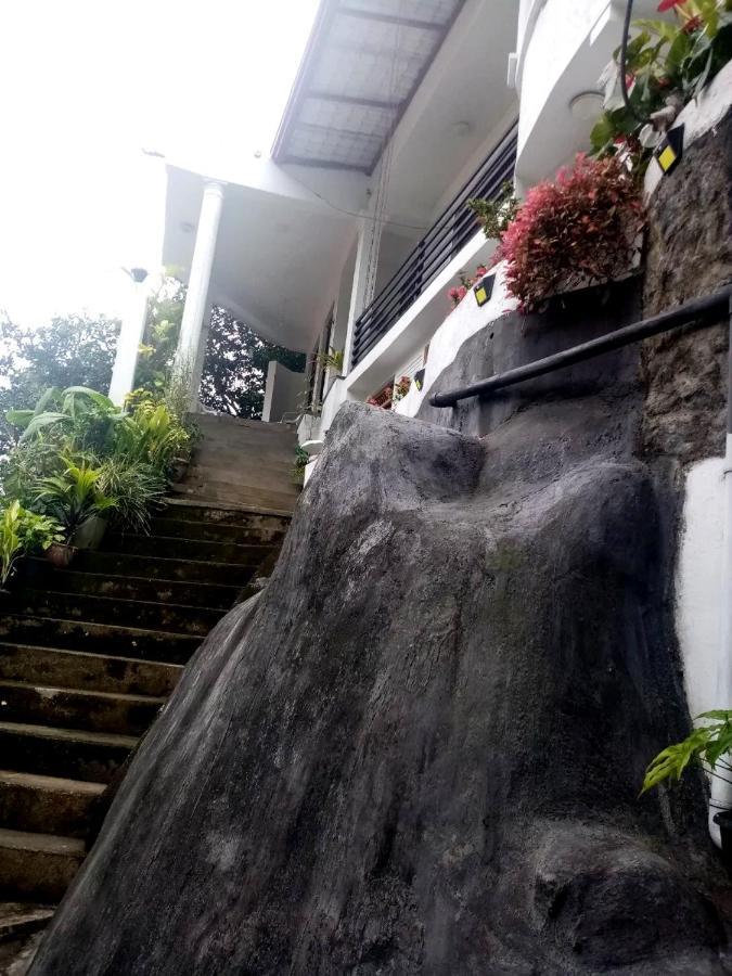 Chandi Mahal Homestay Kandy Ngoại thất bức ảnh