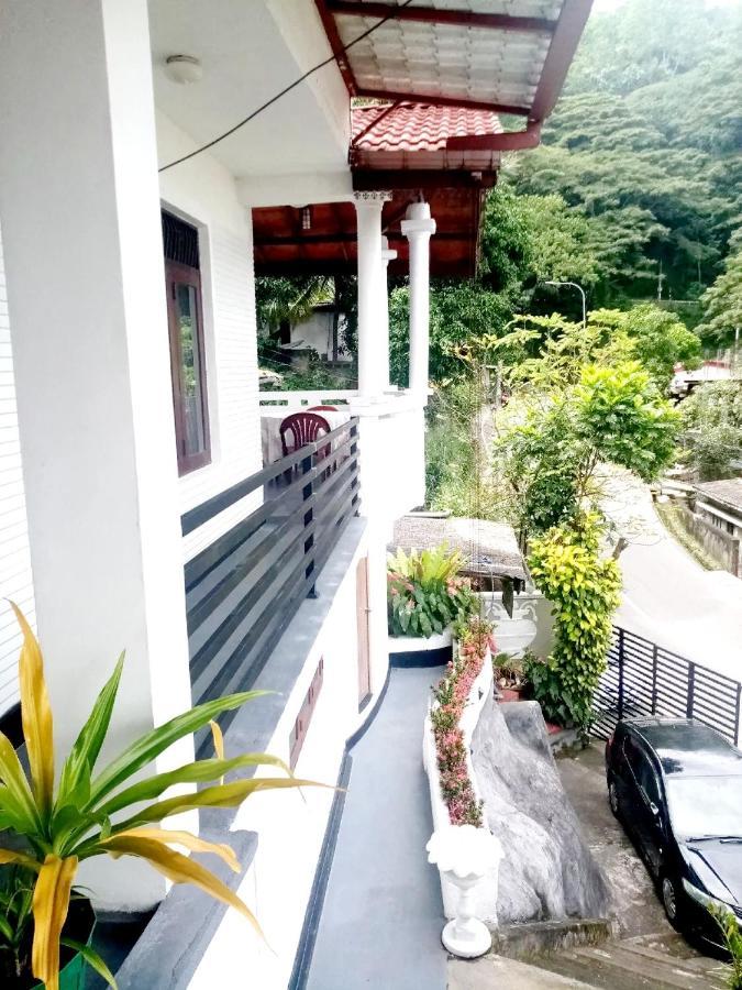 Chandi Mahal Homestay Kandy Ngoại thất bức ảnh