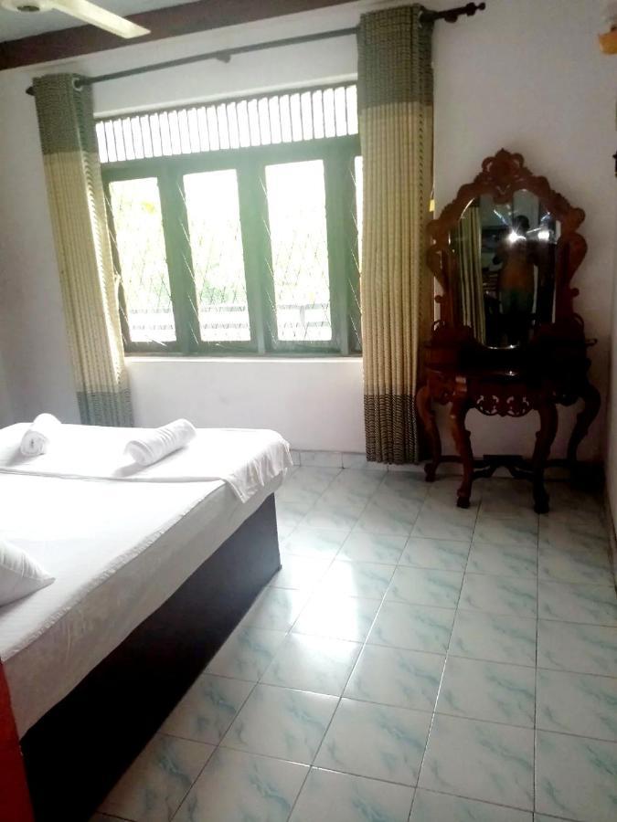 Chandi Mahal Homestay Kandy Ngoại thất bức ảnh