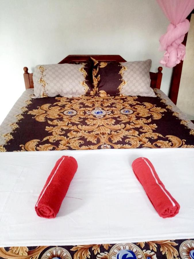 Chandi Mahal Homestay Kandy Ngoại thất bức ảnh